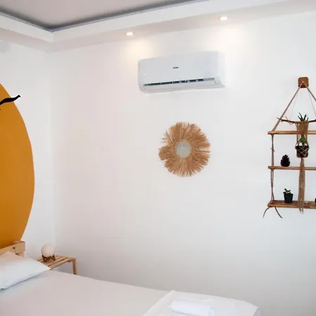 Akrapol Boutique